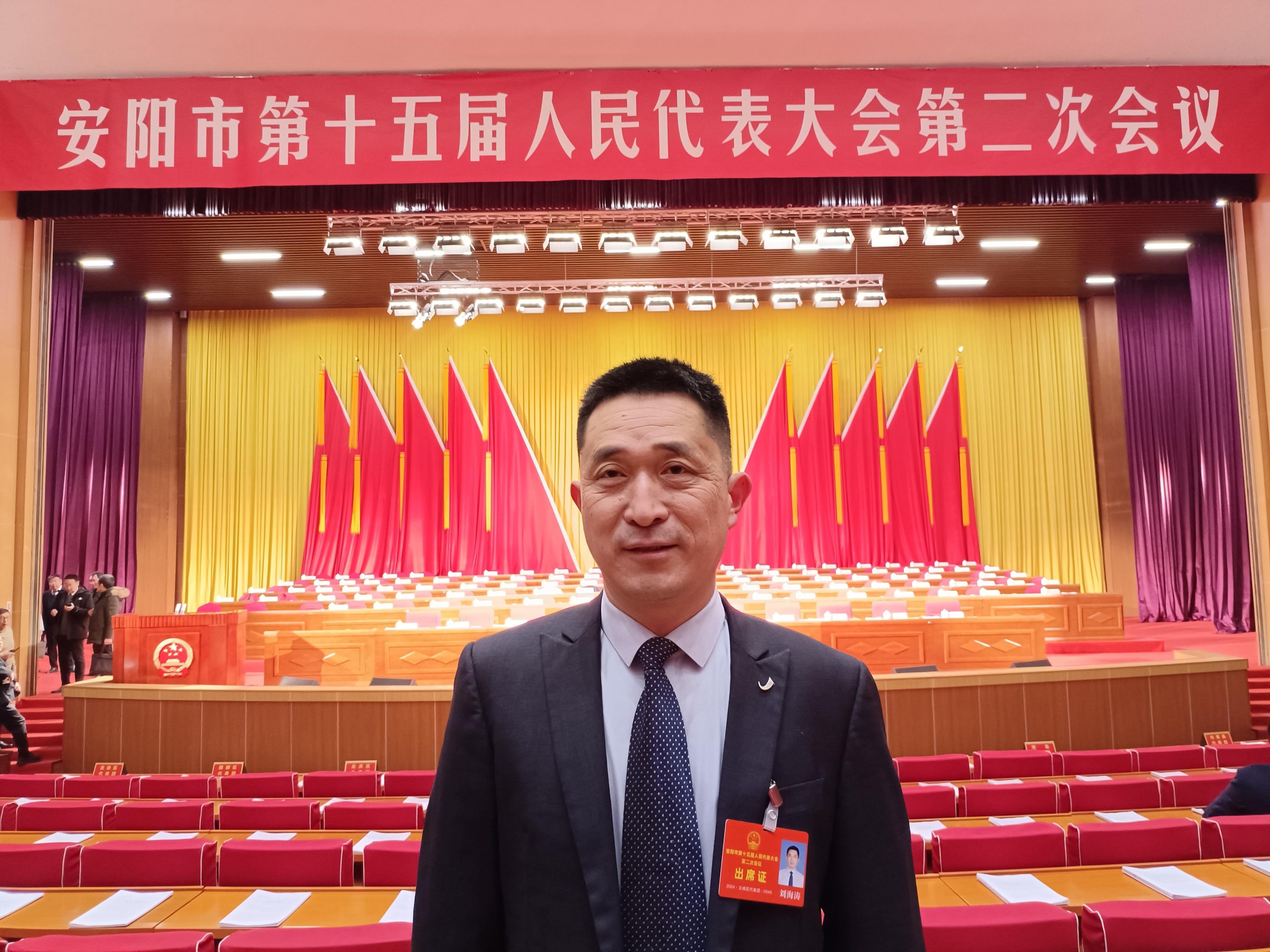 【中大視界】全國第十屆道德教育新聞人物——劉海濤
